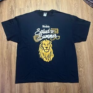 Modelo Lion T-Shirt